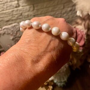 Authentic white south sea pearl necklace
